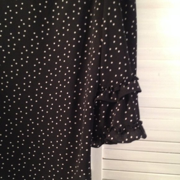 Max Studio M Black White Dot Bell Sleeve Top - Picture 4 of 5